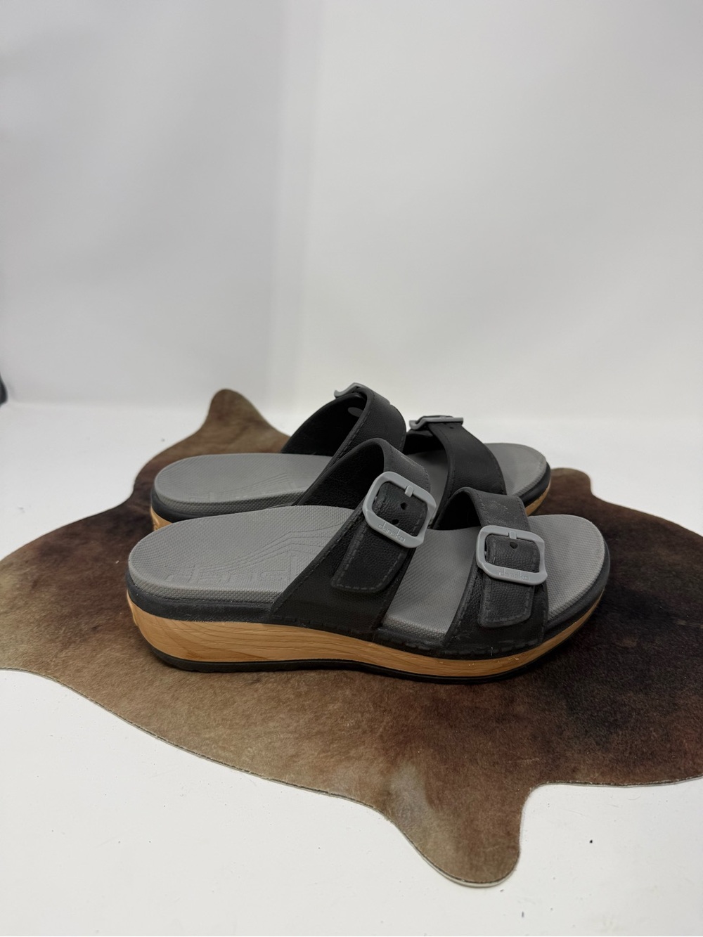 NWOT Dansko Women's Kandi Slip On Sandals Sz 39 (VYJZNU) - Picture 4 of 6
